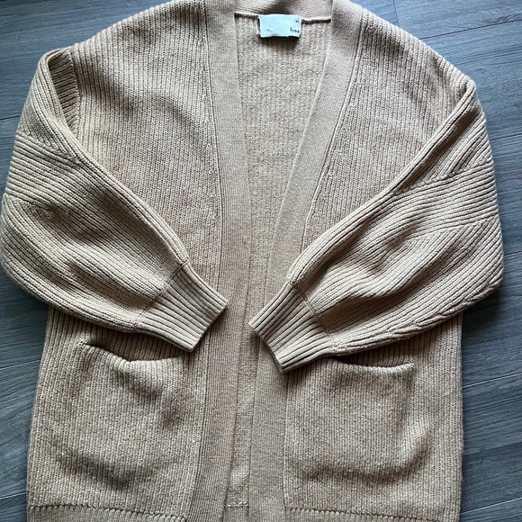Aritzia wilfred free merino wool cardigan small casual tan - Picture 1 of 1